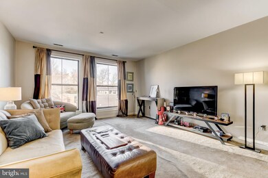 2007 Clipper Park Rd unit 324, Baltimore, MD 21211 - photo 2