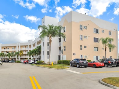 10133 NW 24th Place unit 407, Sunrise, FL 33322 - photo 2