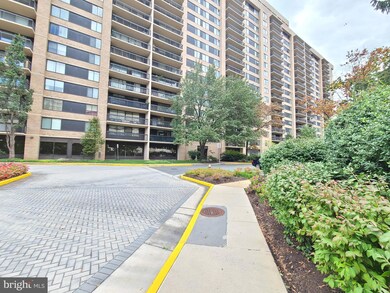 3709 S George Mason Dr unit 502, Baileys Crossroads, VA 22041 - photo 3