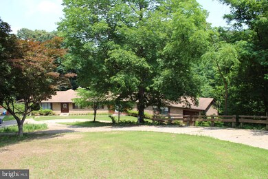 2710 Sassafras Ct, Owings, MD 20736 - photo 2