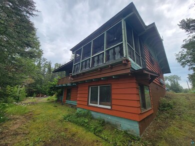 View of home's exterior