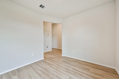 1197 Cavalry Junction Dr, Alvin, TX 77511 - photo 7