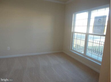 11185 Commanders Ln, White Plains, MD 20695 - photo 3