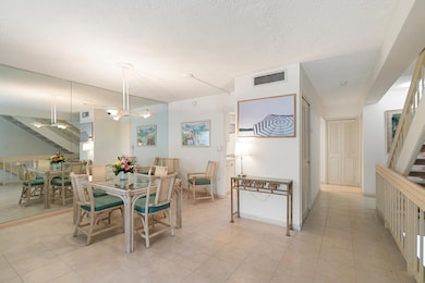 601 W Ocean Dr unit 411C, Key Colony Beach, FL 33051 - photo 2