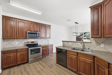 2917 Saint Andrews Dr, Lewisville, TX 75067 - photo 5