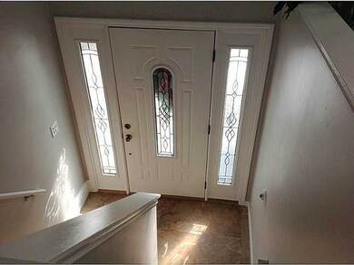 8 Valley View Cir, Cranston, RI 02921 - photo 2