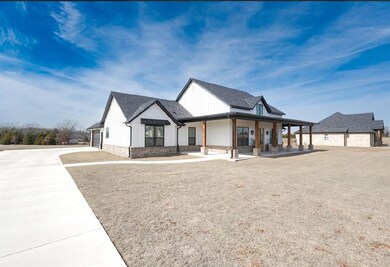 View of front of home featuring a porch