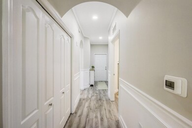 Foyer Entry