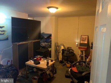 522 Sheridan Ave, Baltimore, MD 21212 - photo 4