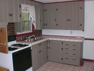 3 Francis Dr, Dudley, MA 01571 - photo 6