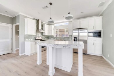 12571 Pine Dr unit 275, Fort Myers, FL 33908 - photo 4