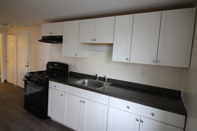 86 Baldwin St unit 3, Lowell, MA 01851 - photo 4