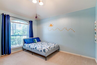 932 Rock Ridge Ct, Hurst, TX 76053 - photo 7