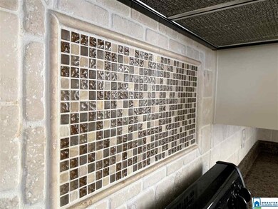 2804 9th St NE, Center Point, AL 35215 - photo 7