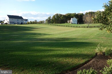 18234 Oakridge Hamlet Place, Purcellville, VA 20132 - photo 3