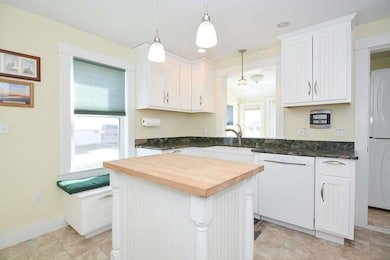 7 Williams St, Hampton, NH 03842 - photo 3