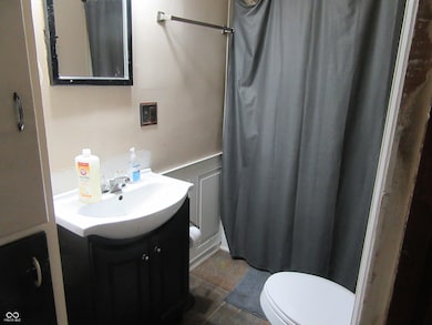 1118 S Morgantown Rd, Greenwood, IN 46143 - photo 7