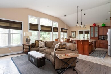 5495 N Red Pine-7