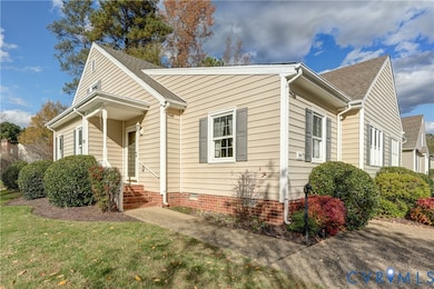 1104 Fort Hayes Dr, Petersburg, VA 23805 - photo 3