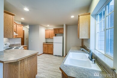 2272 Oak St, Lynden, WA 98264 - photo 5