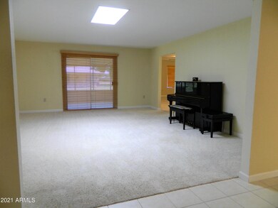 9875 W Spanish Moss Ct unit 56, Sun City, AZ 85373 - photo 6