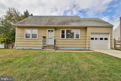 1921 Greenleaf St, Bethlehem, PA 18017 - photo 2