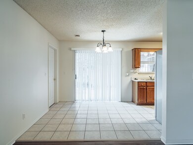 307 NW Lefors unit A, Bentonville, AR 72712 - photo 6