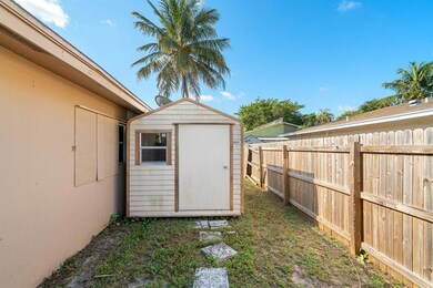 5836 Albert Rd, West Palm Beach, FL 33415 - photo 6