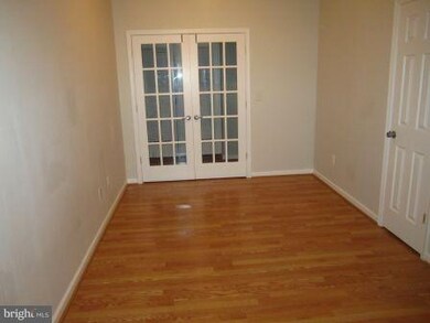 42076 Nyala Ct, Aldie, VA 20105 - photo 2