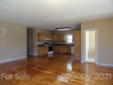 813 Academy St, Asheville, NC 28803 - photo 6