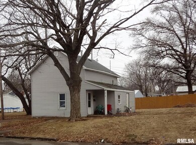 603 4th St, Lincoln, IL 62656 - photo 3