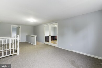 101 N Stiles Ave, Maple Shade Township, NJ 08052 - photo 4