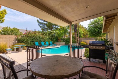 laurel covered patio