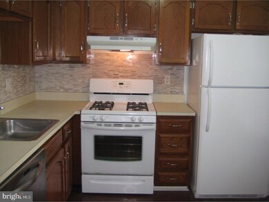 2007A Denham Ct unit 2007A, Mount Laurel, NJ 08054 - photo 4