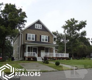 203 E Summit Ave, Shenandoah, IA 51601 - photo 2