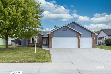 426 Bitterbrush Ave, Nampa, ID 83686 - photo 2