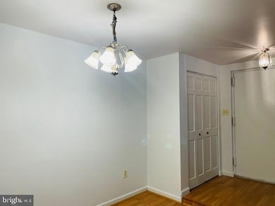 13135 Dairymaid Dr unit 101, Germantown, MD 20874 - photo 2