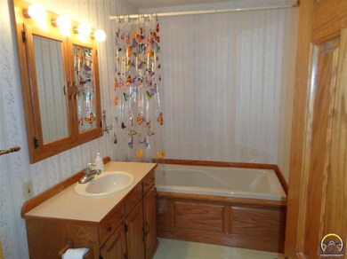 1030 Harrison St, Auburn, KS 66402 - photo 7