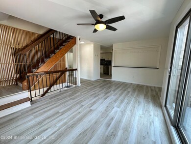 186 Lamped Loop unit 92, Staten Island, NY 10314 - photo 7