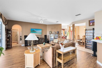 315 Isle of Sky Cir, Orlando, FL 32828 - photo 5