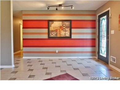 8506 Mar Vista Ct, Louisville, KY 40219 - photo 4