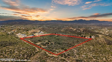 7025 Wexford Dr, Wilhoit, AZ 86332 - photo 2