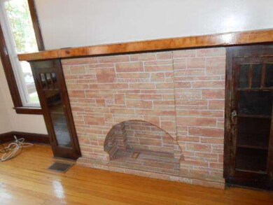 5230 W Oakdale Ave, Chicago, IL 60641 - photo 5