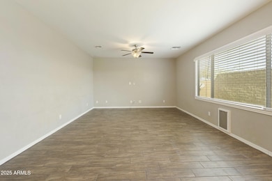 699 N Sparrow Ct, Gilbert, AZ 85234 - photo 6