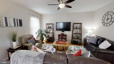 25917 Kimberly Rose Dr, Chantilly, VA 20152 - photo 7