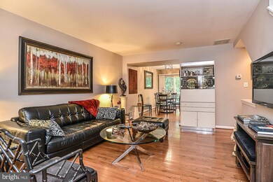 1838 Tiger Lily Cir unit 21, Woodbridge, VA 22192 - photo 7