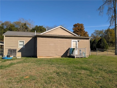 240 Benedict Loop, Cedartown, GA 30125 - photo 3