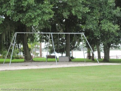 3 Meadowlake Cir N, Lake Placid, FL 33852 - photo 4