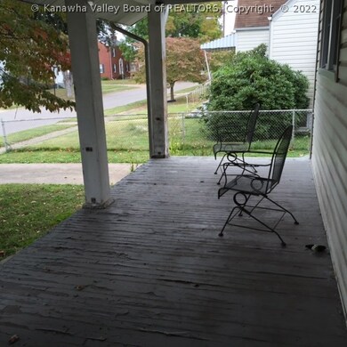 1509 W Virginia Ave, Dunbar, WV 25064 - photo 6