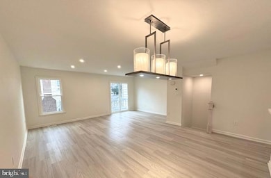 104 W Locust St, Occoquan, VA 22125 - photo 5